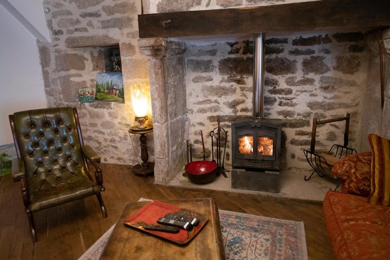 Pat A Touille Bed & Breakfast Treignac Exterior photo
